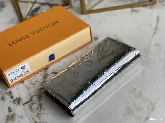 VUITTON LOUIS BRAZZA WALLET 0426